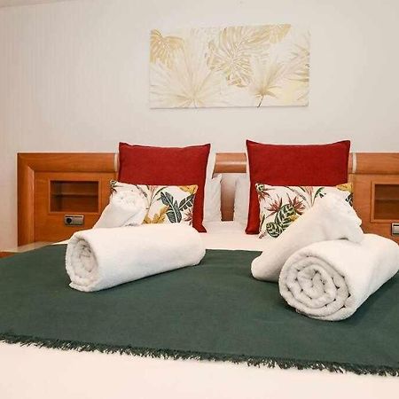 דירות לאון Sientete Como En Casa En Apartamento Padre Isla מראה חיצוני תמונה
