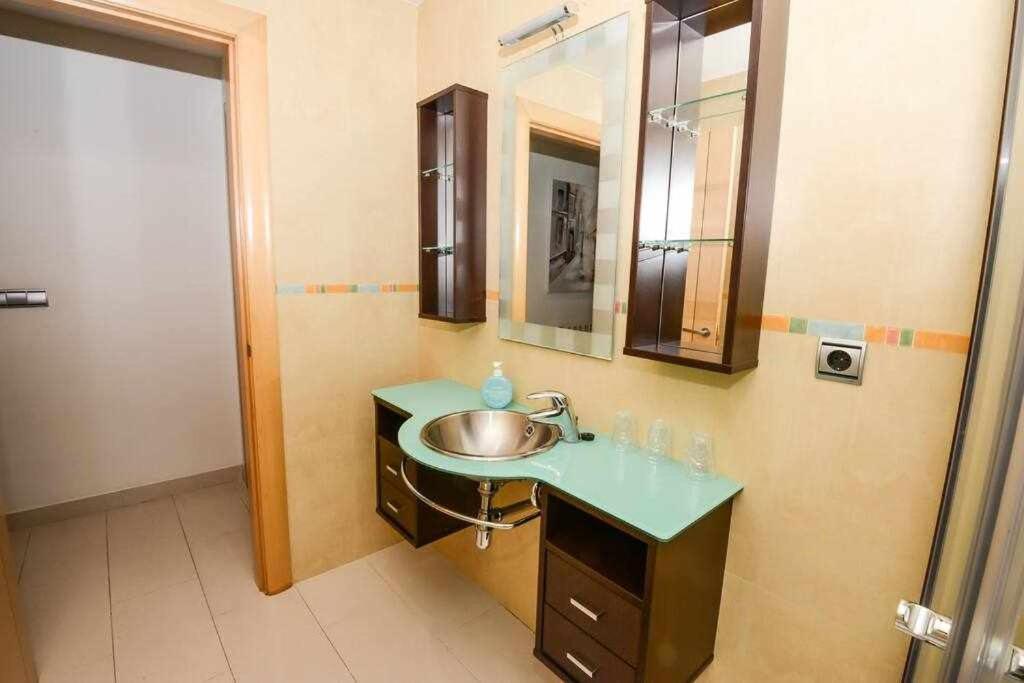 דירות לאון Sientete Como En Casa En Apartamento Padre Isla מראה חיצוני תמונה