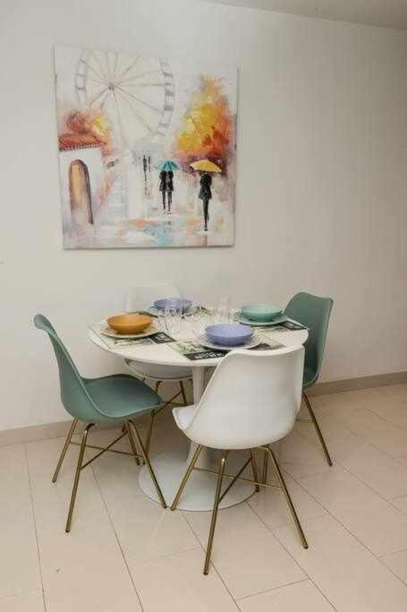 דירות לאון Sientete Como En Casa En Apartamento Padre Isla מראה חיצוני תמונה
